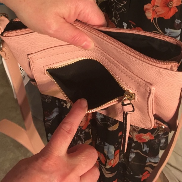 NWT Pink Multi-Zipper Crossbody by Mia K. Farrow - Picture 8 of 9